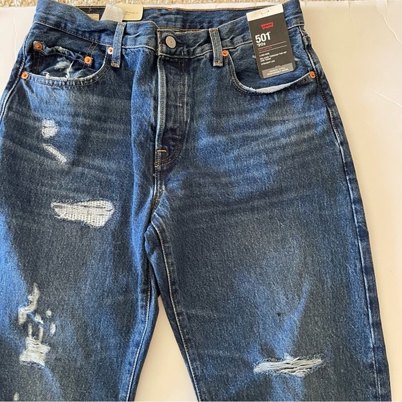 Levi’s 501 ‘90s Mid Rise Relaxed Through The Hip And Thigh Straight Leg Jeans - Picture 1 of 10